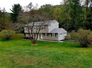 11 Kenneth Dr, Putnam Valley, NY 10579