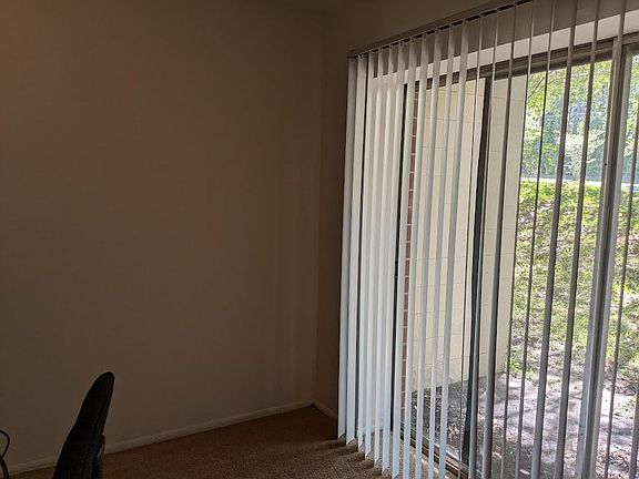 2nd image of 712 SW 16th Ave #104