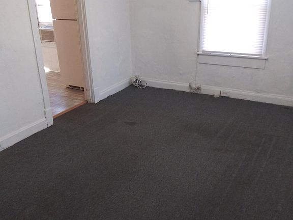 3rd image of 2431 Bristow Ave