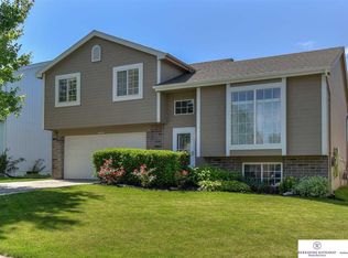 14474 Larimore Ave, Omaha, NE 68116