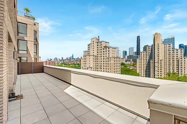 Rented by Nooklyn NYC LLC | media 4