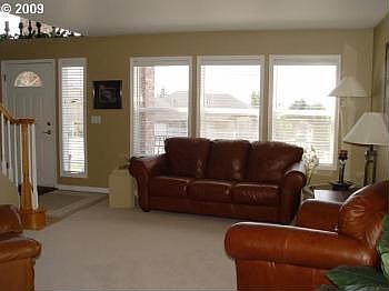 2nd image of 1118 SE 82nd Ct
