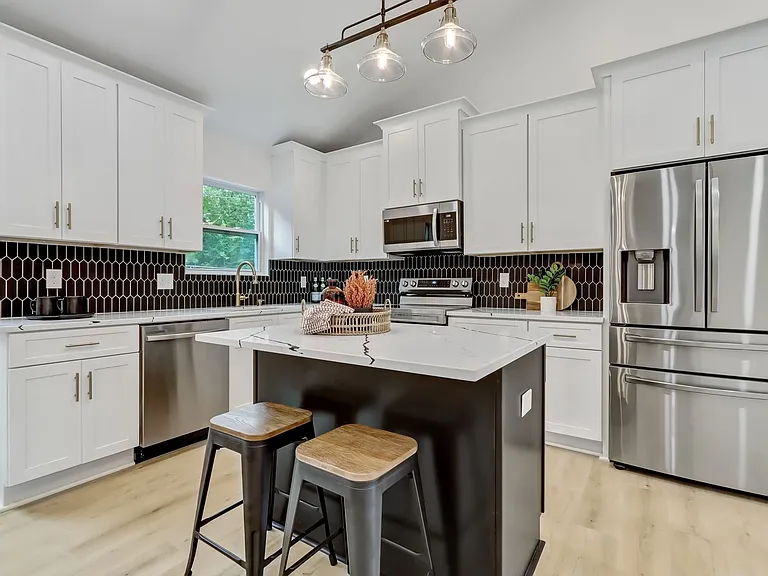 1250 Byewood Ln SW — Photo 14