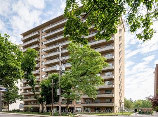 111 Lawton Blvd #309, Toronto, ON M4V 1Z9