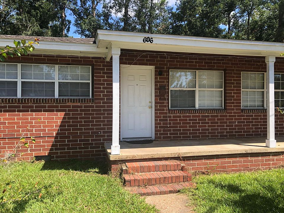2nd image of 606 W Tharpe St