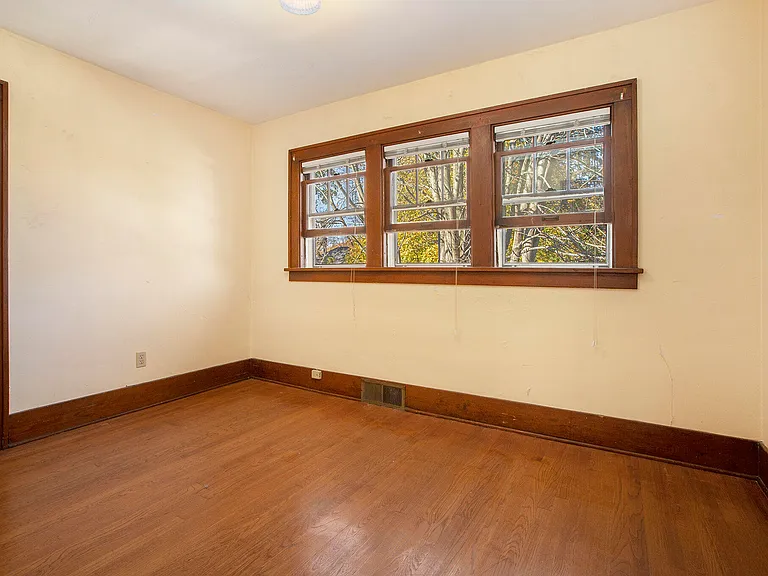 1408 W Washington St — Photo 16