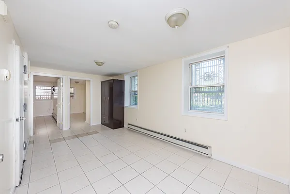 Rented by Modern Spaces | media 2