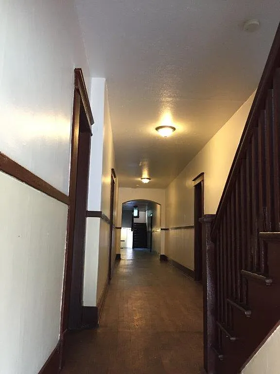 1 bed, 840 sqft, $980 — Photo 3