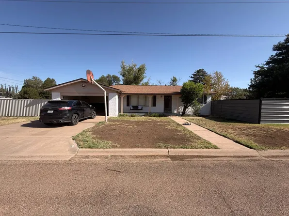 205 Avenue C, Farwell, TX 79325