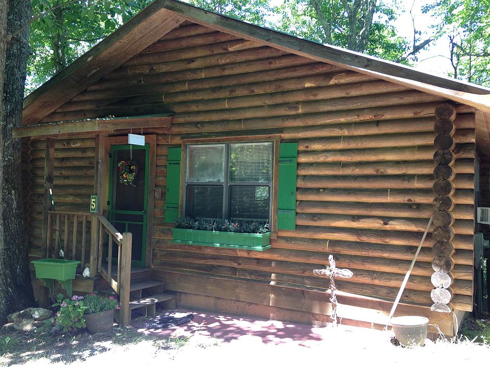 1st image of 265 Cabin Dr