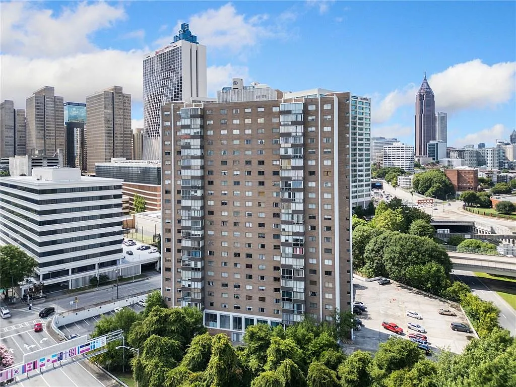 1 bed, 1.0 bath, 850 sqft, $1,850 — Photo 1