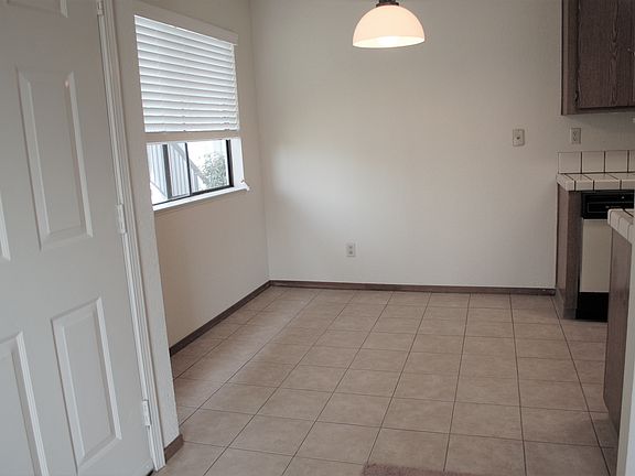 5th image of 510 Northgate Dr #213
