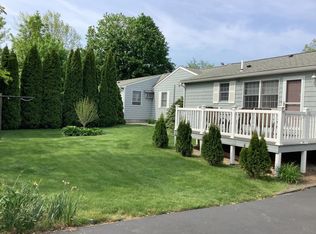 14 Berkeley St, West Warwick, RI 02893