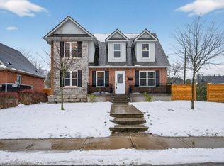 2 Sylvia Ave, Hamilton, ON L8K2B3