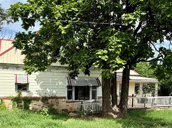 204 Cleason Ave, Davenport, OK 74026