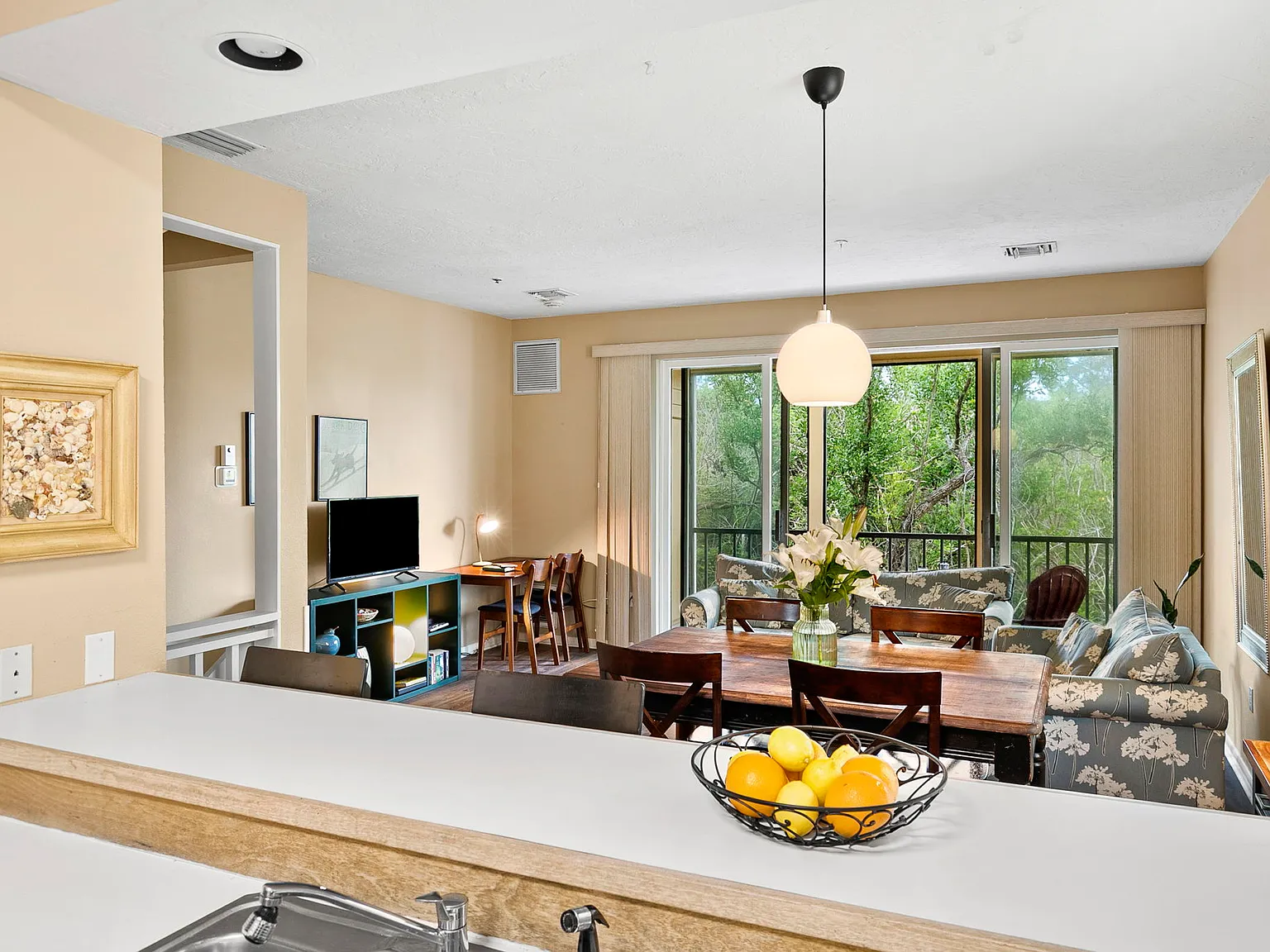 1 bed, 1244 sqft, $3,800 — Photo 4