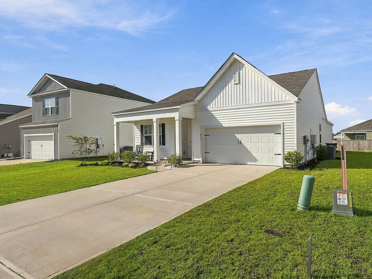 4 bed, 1774 sqft, $2,700 — Photo 2