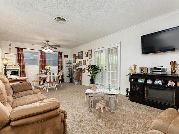 5th image of 113 N Bayou Dr