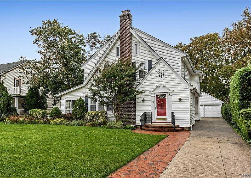 1st image of 78 S Lewis Pl