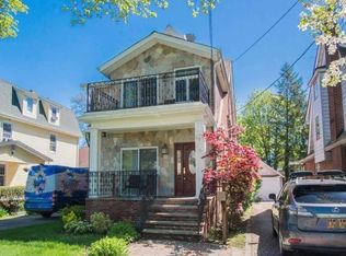 3915 219th St, Bayside, NY 11361