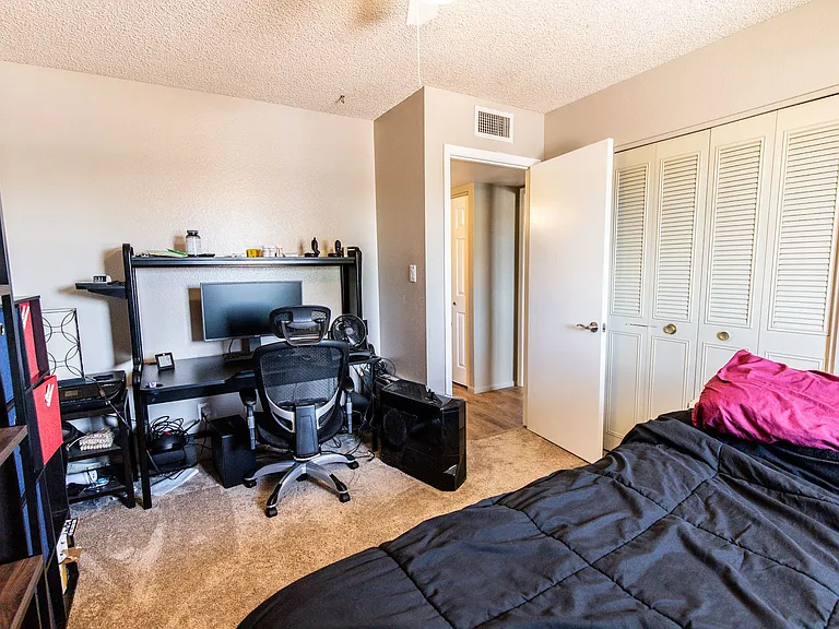 3511 S Alder Dr — Photo 47
