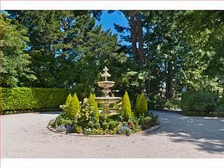 4th image of 30 Woodgate Ct