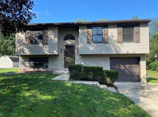 316 Fayette Dr, Cranberry Township, PA 16066