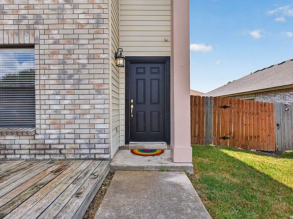 4th image of 8030 CHESTNUT CEDAR DR