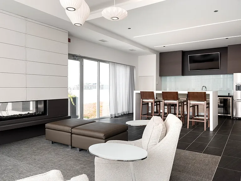 Seven 10 West — Photo 15