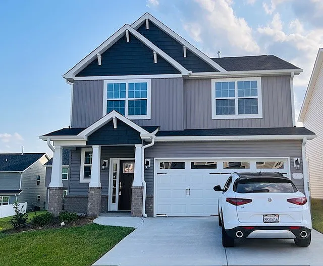 2116 Campbell Loop