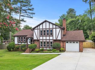 2020 Port Royal Rd, Raleigh, NC 27609