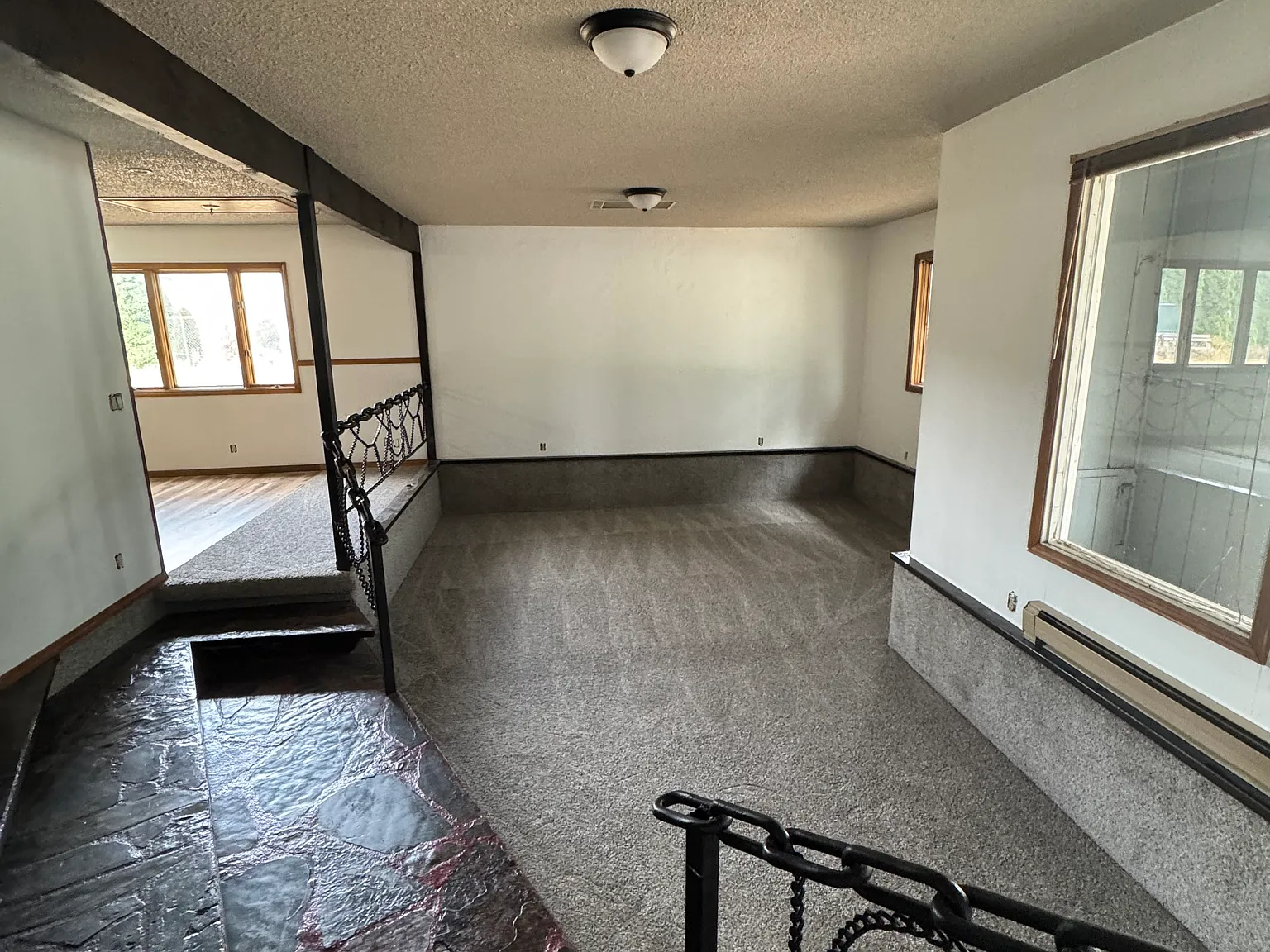 2 bed, 1450 sqft, $1,700 — Photo 3
