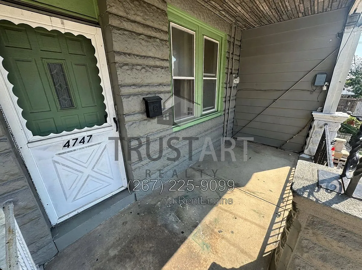 3 bed, 1.0 bath, 1200 sqft, $1,495 — Photo 3