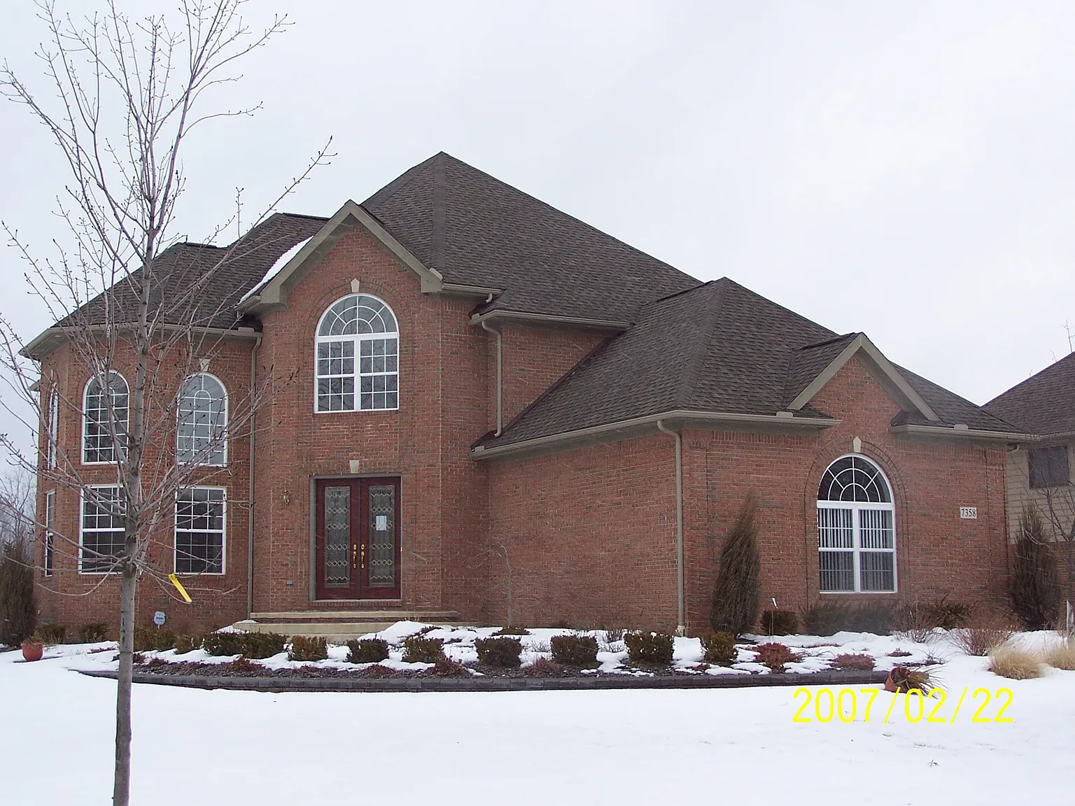 7358 Essex Dr photo 1