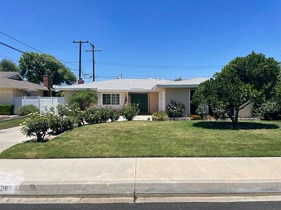 2nd image of 25526 Lomas Verdes St