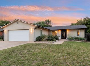 1017 Arlington Dr, Yukon, OK 73099
