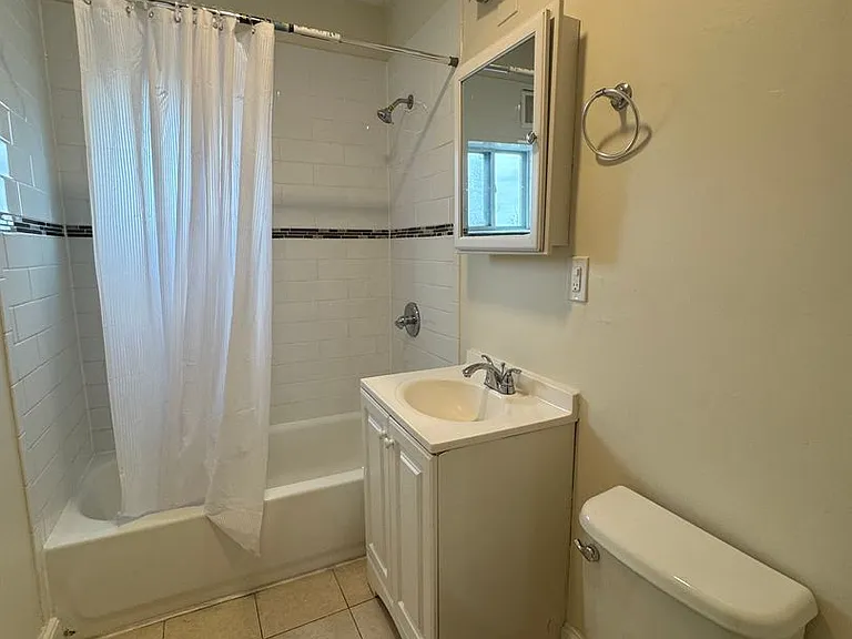 8 Wadsworth St — Photo 12