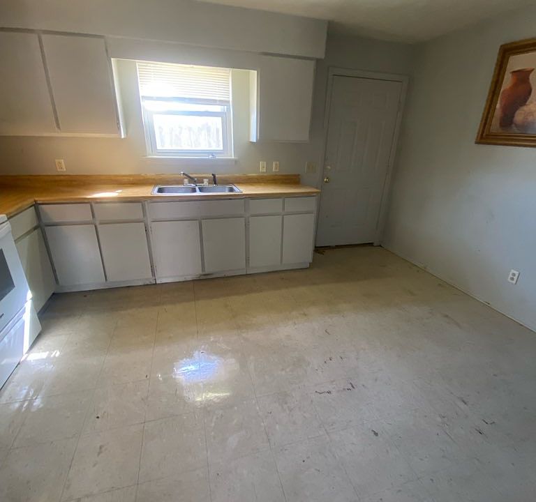 2nd image of 501 N Church St #23