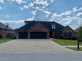 1195 Ruscello Ave, Springdale, AR 72762