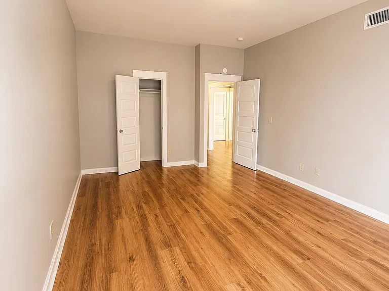 227 W Riverside Ave #213 — Photo 6