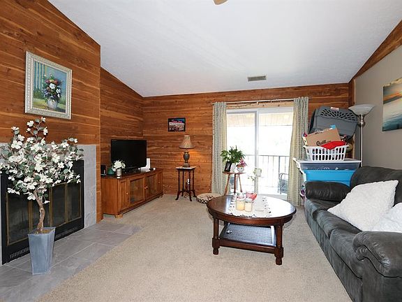 3rd image of 7214 Creekview Dr APT 12