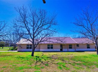 909 Baker Rd, Rosenberg, TX 77471