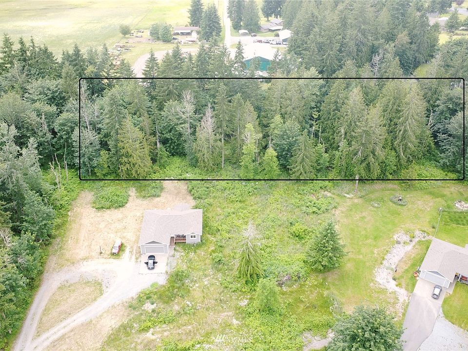 approximate boundary>