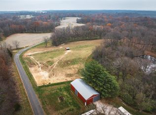 781 SW 450th Ave, Eldred, IL 62027