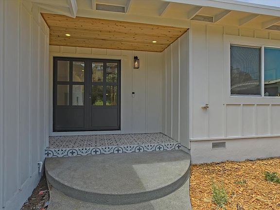 2nd image of 3120 College Dr