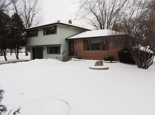 16540 S McAllister Rd, Plainfield, IL 60586