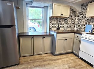 603 Riverside Ave APT 4, Burlington, VT 05401