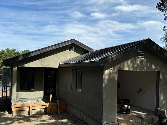 4th image of 10497 Old Redwood Hwy
