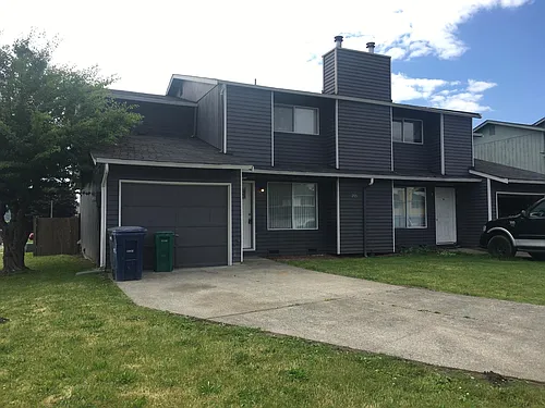 205 21st Pl SE #A Photo 1