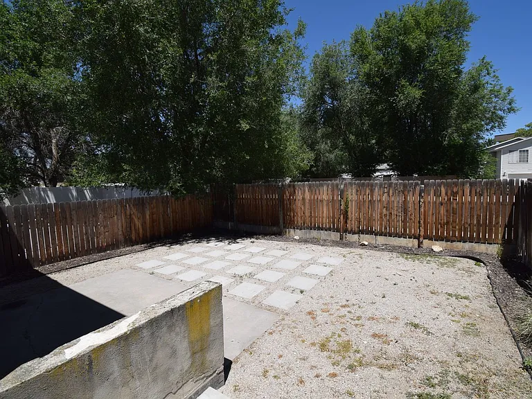 1885 E Jeremy Ct — Photo 28